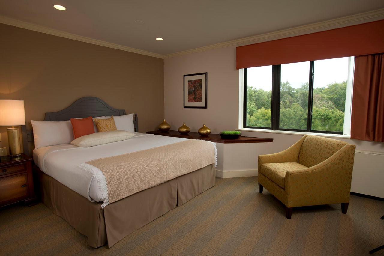 Doral Arrowwood Rye Brook Hotel Room photo