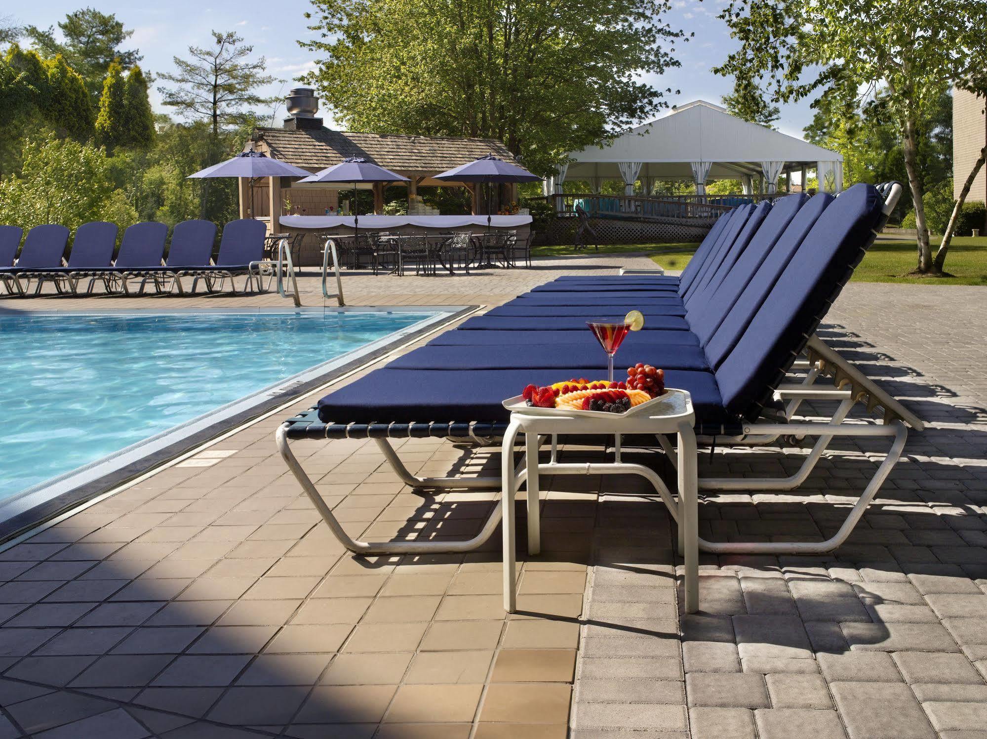 Doral Arrowwood Rye Brook Hotel Exterior photo