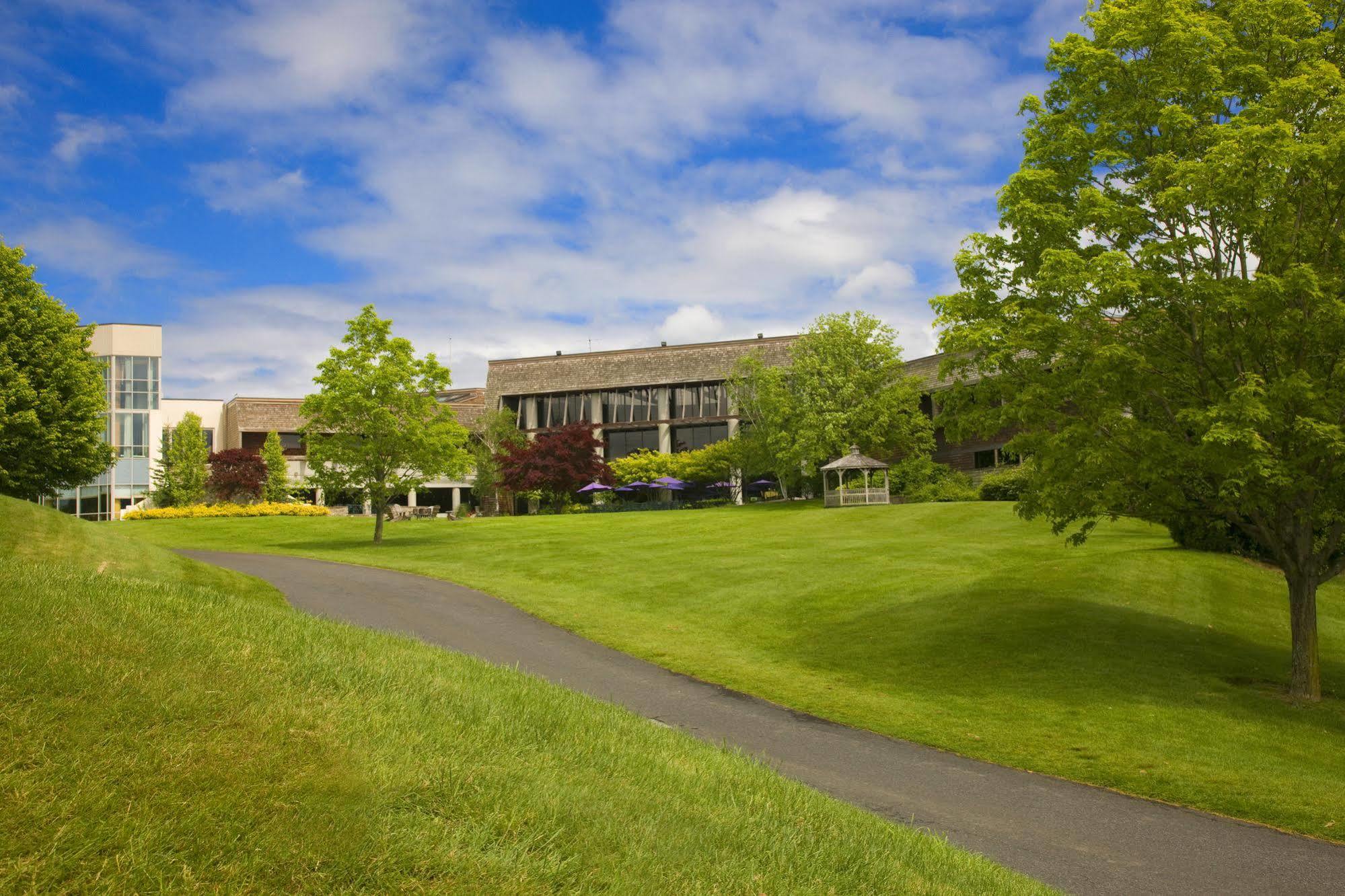 Doral Arrowwood Rye Brook Hotel Exterior photo